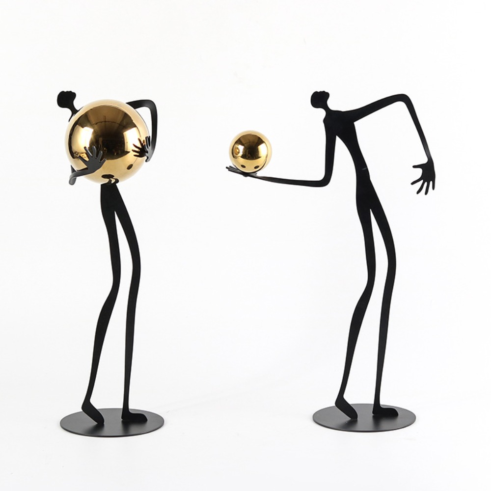 Moderne Kunstfigur mit Kugel,  – Art Craft Club Bewertung und Preis